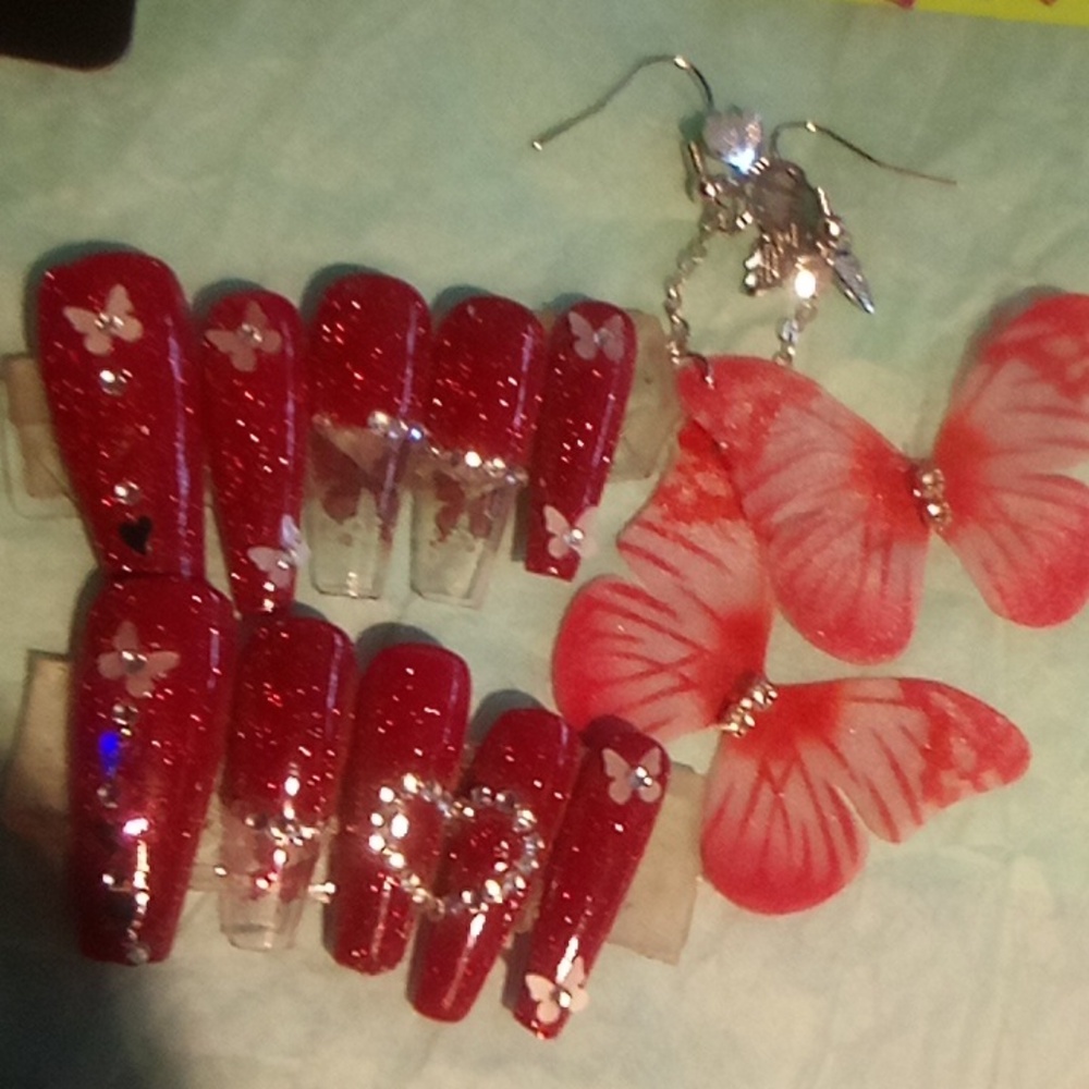 Ruby butterfly 🦋 matching nails and earrings